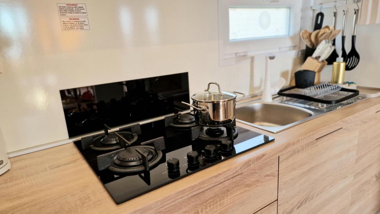 Privilege Resorts Exclusive Camping Villas Selce Exterior foto